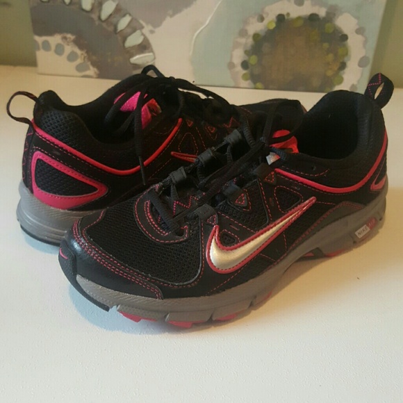 Nike Trail Alvord 9 Mesh Athletic Shoe