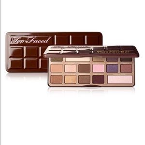 Too faced chocolate bar pallet