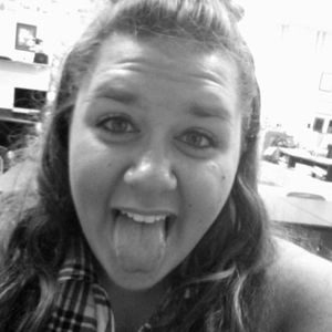 Meet your Posher, Tabitha