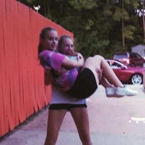 Meet your Posher, Emma