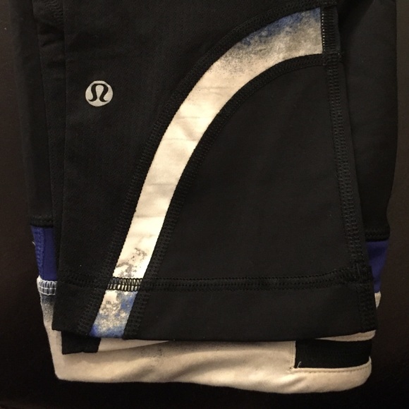 Lululemon crops size 6