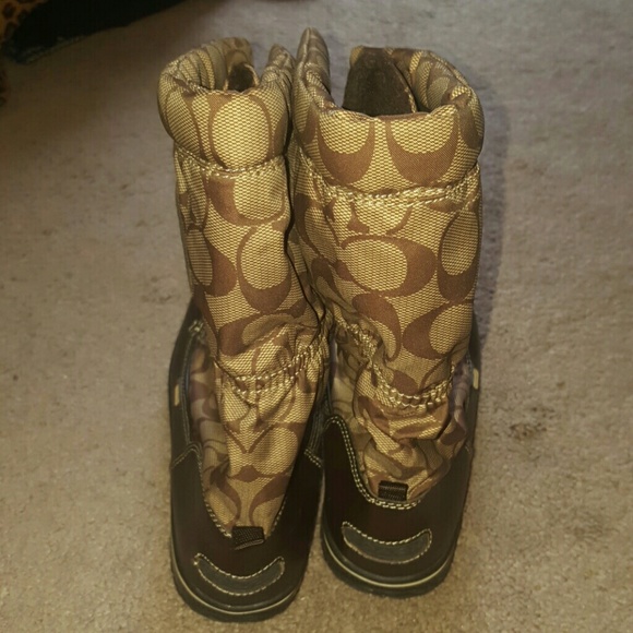 Coach Boots - Picture 3 of 4