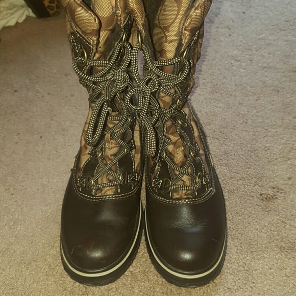 Coach Boots - Picture 4 of 4