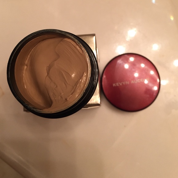 Kevin Aucoin The Sensual Skin Enhancer SX10
