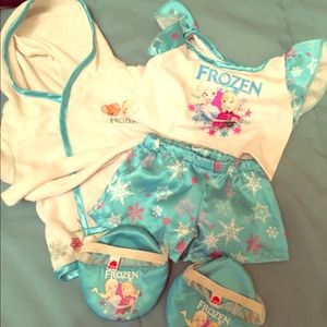 Build a bear frozen sleeping set nwot