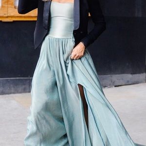 Meet your Posher, Ouassila