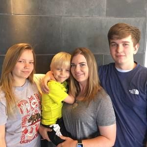 Meet your Posher, Kim