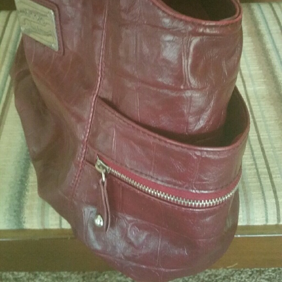 GORGEOUS NICOLE HOBO SATCHEL - Picture 2 of 4