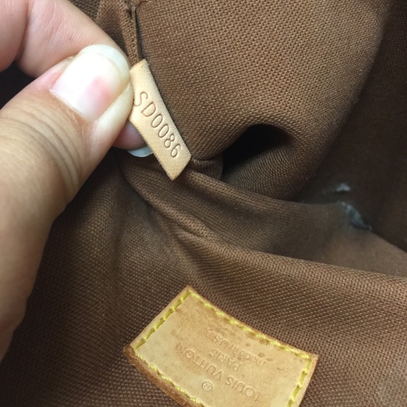 LV Lockit - Picture 4 of 4