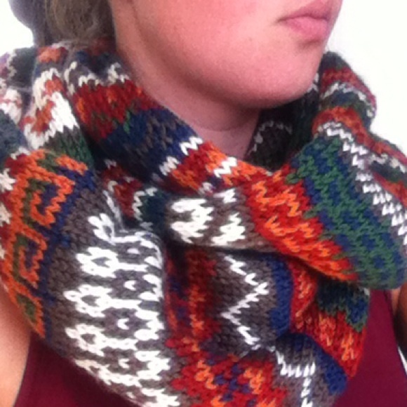 Infinity Scarf - Picture 4 of 4