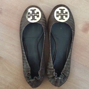 Tory Burch alligator flats with gold medallion 7.5