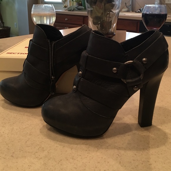 True Religion Ankle boot - Picture 2 of 3