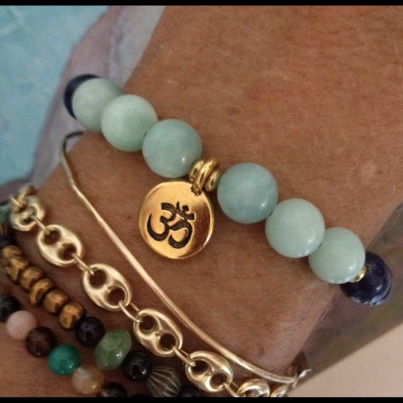 Beautiful Gemstone🕉Ohm Charm Bracelet - Picture 2 of 4