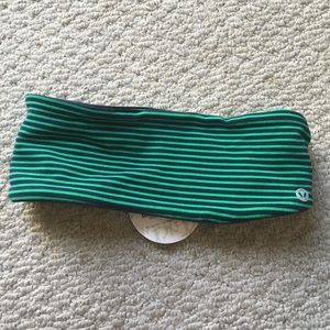 Lululemon Womens Run with me ear warmer navy/green