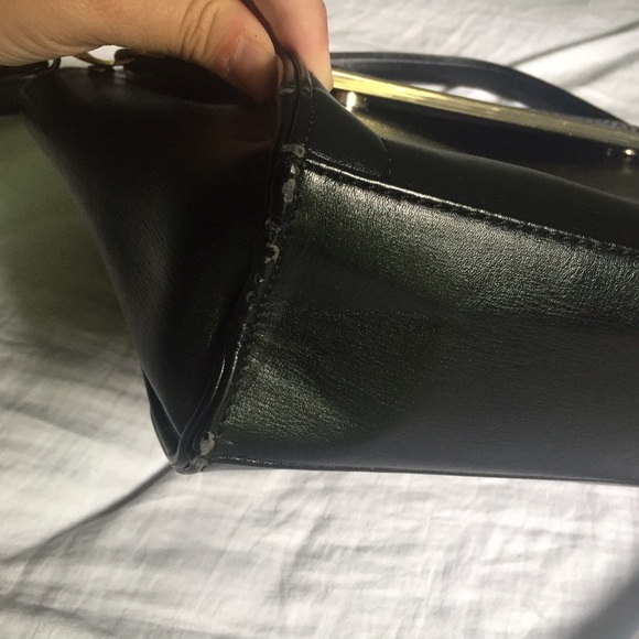 Guess handbag - Picture 3 of 4