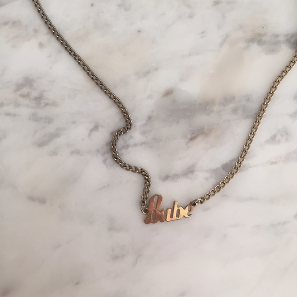 Vintage Jewelry - VINTAGE 'BABE' NECKLACE