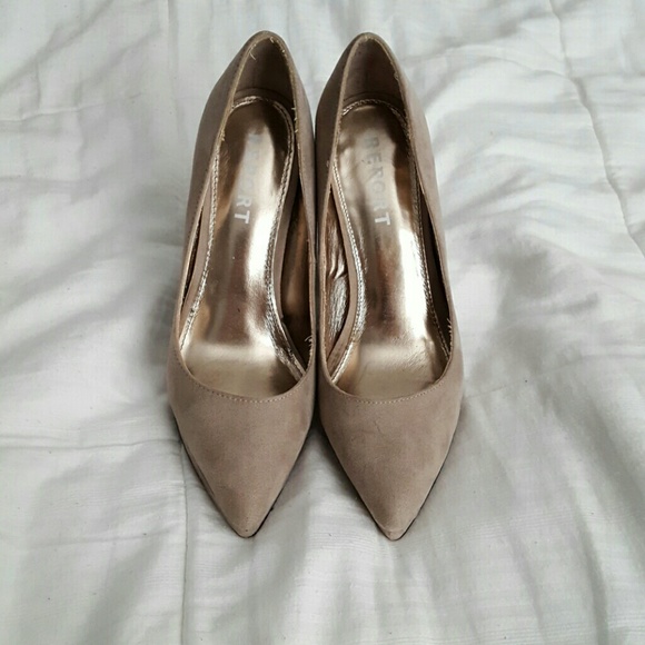 Beautiful Report Beige/Taupe Heels