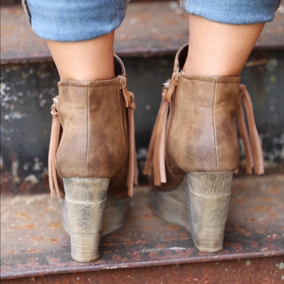 Sbicca wedge booties - Picture 3 of 4