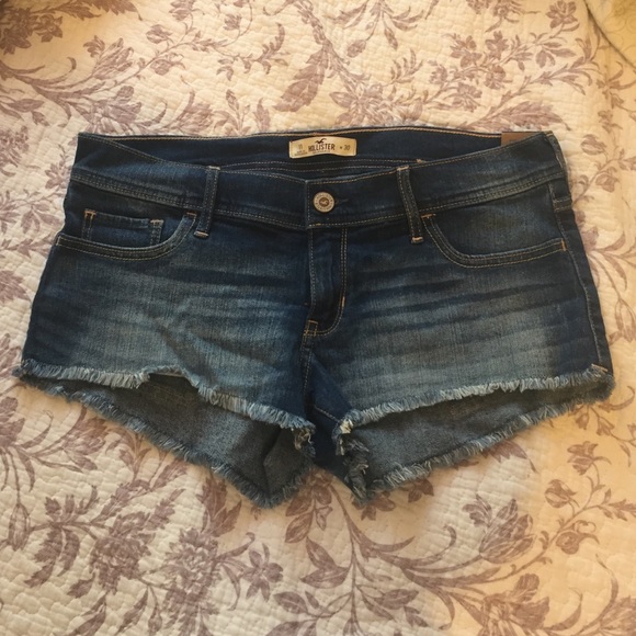 🚫SOLD 🚫Hollister denim shorts