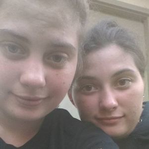 Meet your Posher, Rose