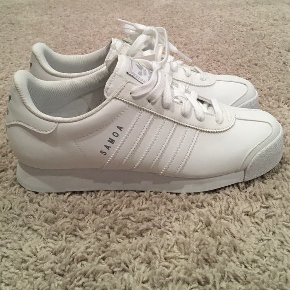 Adidas Samoa tennis shoes