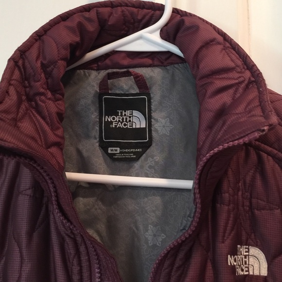 North face jacket - Picture 4 of 4