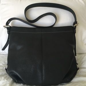 Like New COACH Black Duffle Hobo/Crossbody F15064