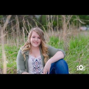 Meet your Posher, Maecy