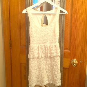 White lace peplum dress from urban!