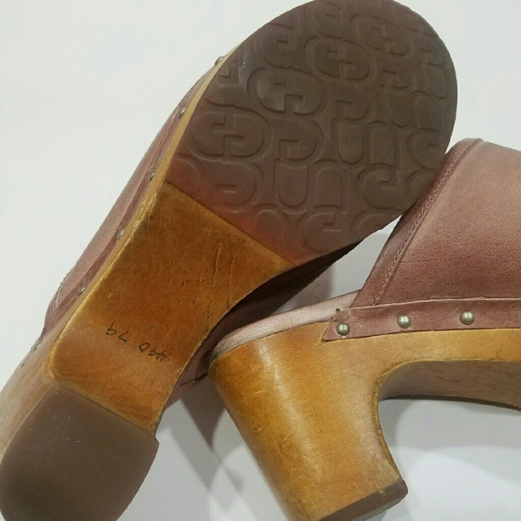 Authentic Ugg Clogs Size 8 - image 4