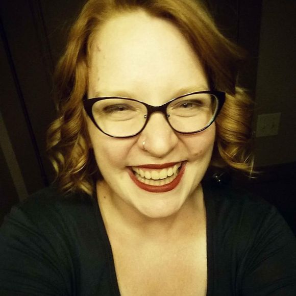Meet your Posher, Candice