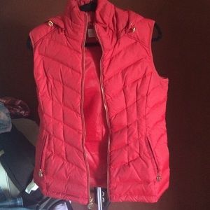 1 DAY SALE!! 🎉🎊Michael Kors Vest