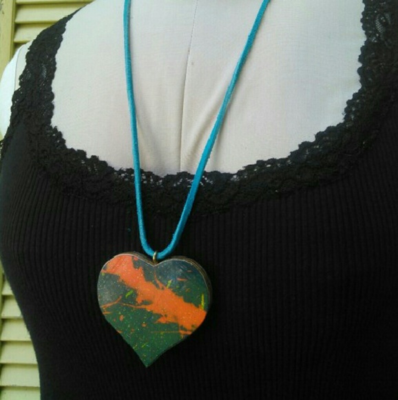 Recycled Skimboard Heart Necklace on Leather Thong - Picture 3 of 3