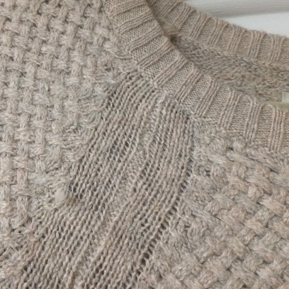 Loft Neutral Sweater Size S - Picture 4 of 4
