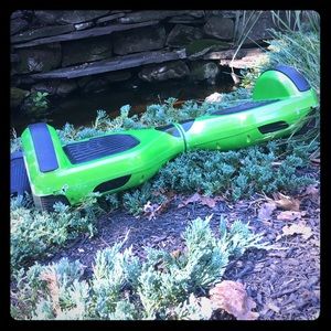 Green Hoverboard, good condition! very cheap
