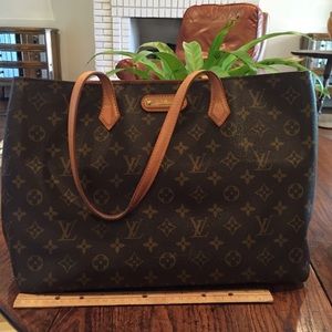 *Authentic* Louis Vuitton purse additional pics