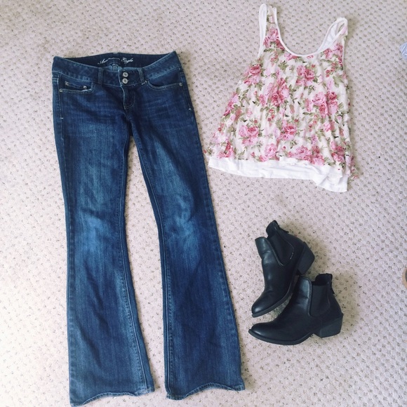 American Eagle Artist Flare Jeans - Picture 1 of 4