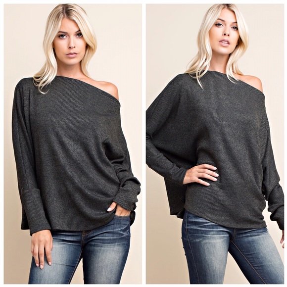 Cassi Off the Shoulder Knit Sweater - Picture 2 of 4
