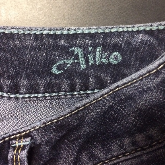 Silver Jeans Size 25 - Picture 4 of 4
