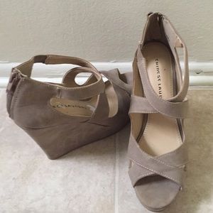 Tan suede Chinese Laundry wedges sz 8