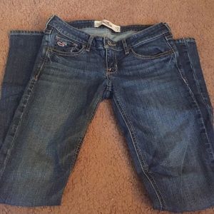 Medium wash Hollister boot cut jeans!