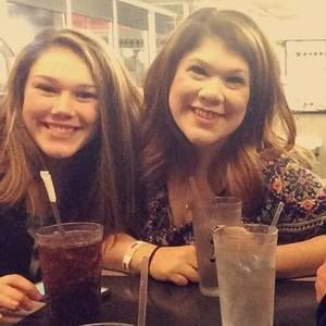 Meet your Posher, Lacey