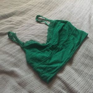 🍕 4 for $15  Gilly Hicks bralette