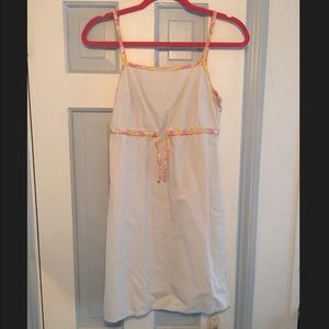 Cute khaki dress with yellow and pink accent