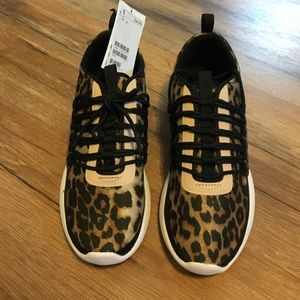 🔺ON HOLD .Brand new leopard sneakers