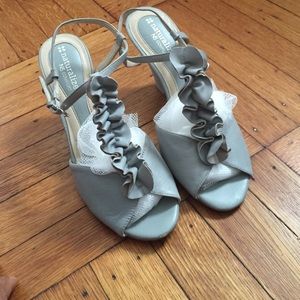 Naturalizer peep toe sandals