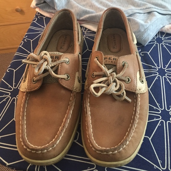 Sperry topsider boat shoes