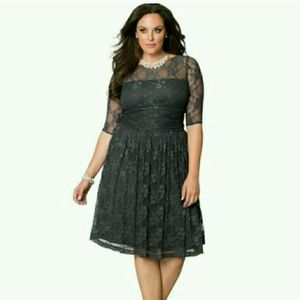 Sold Dress Listing
