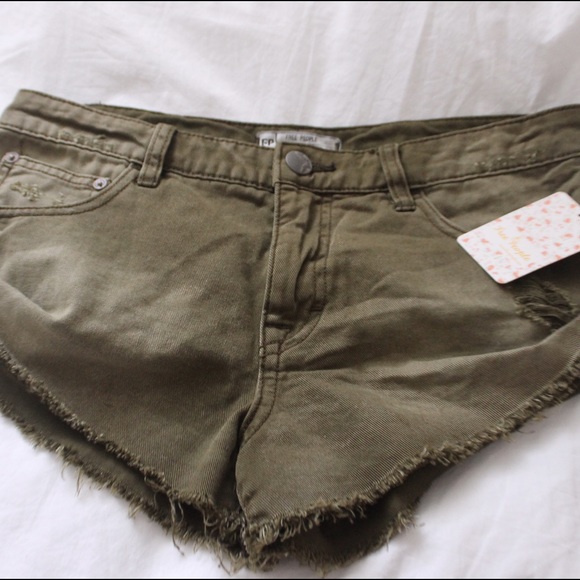 ❕BRAND NEW Free People Shorts❕✨✨