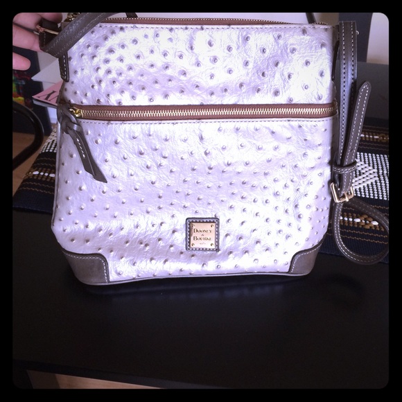 NWOT Dooney and Burke small purse